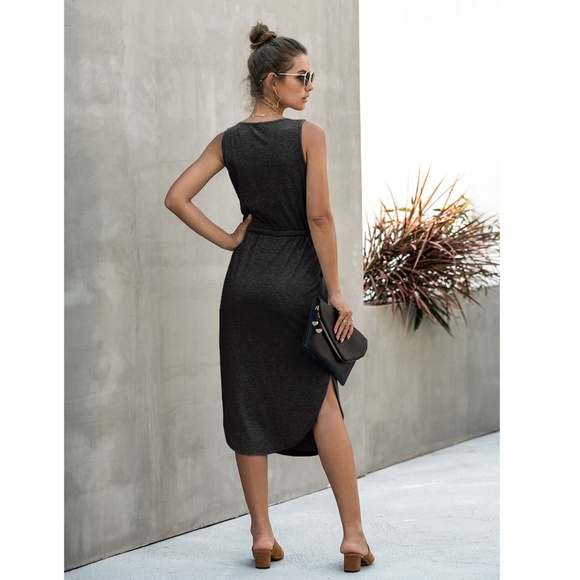 Black Drawstring Waist Midi Casual Dress - Picture 4 of 14